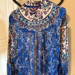 NWOT Free people Top Shirt Blue Small